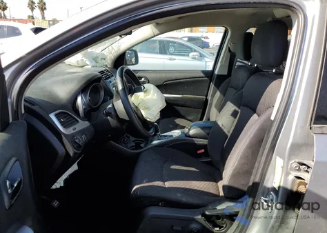 2016 Dodge Journey Sxt z USA, uszkodzony, nr VIN 3C4PDCBG2GT157430